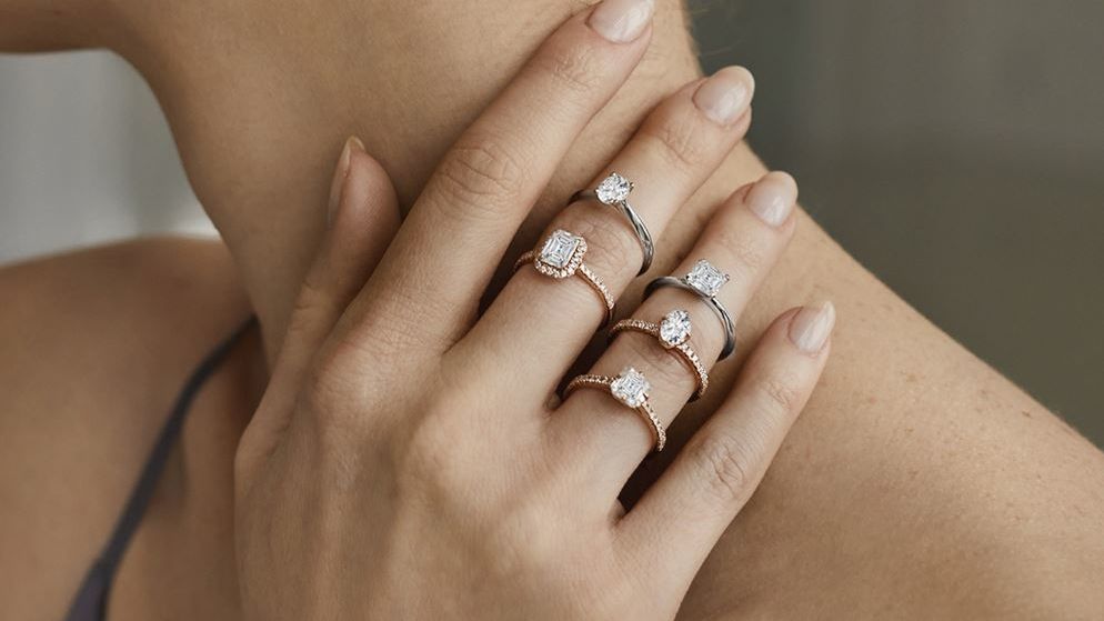 Jak vybrat pravý zásnubní prsten